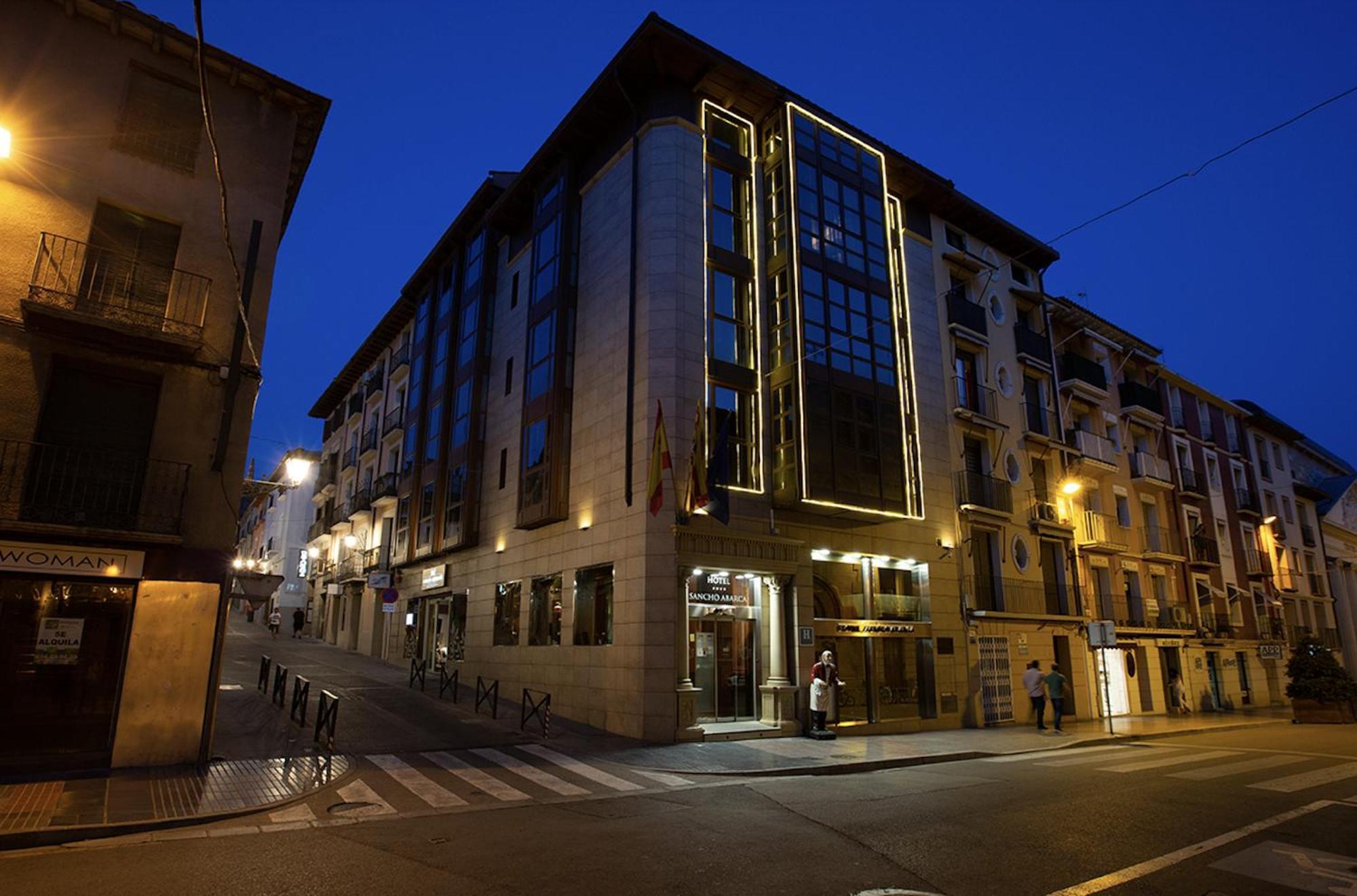 הואסקה Hotel Sancho Abarca Petit Spa מראה חיצוני תמונה